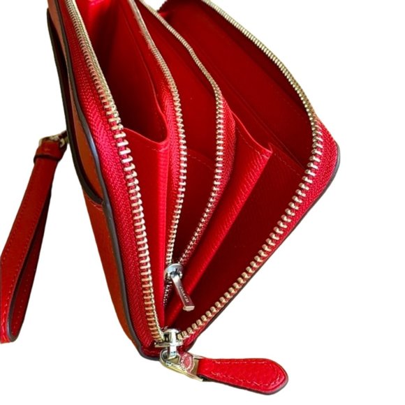 NWT - Coach Accordian Zip Wallet w/wrist strap - F75417 - Picture 6 of 10